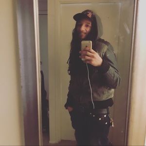 Meet your Posher, Kris